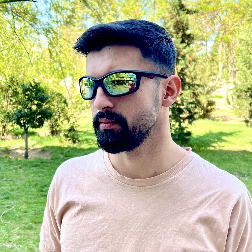 عینک آفتابی اسپرت ADRIANO کد 1540 محافظ چشمان شما در هر شرایط